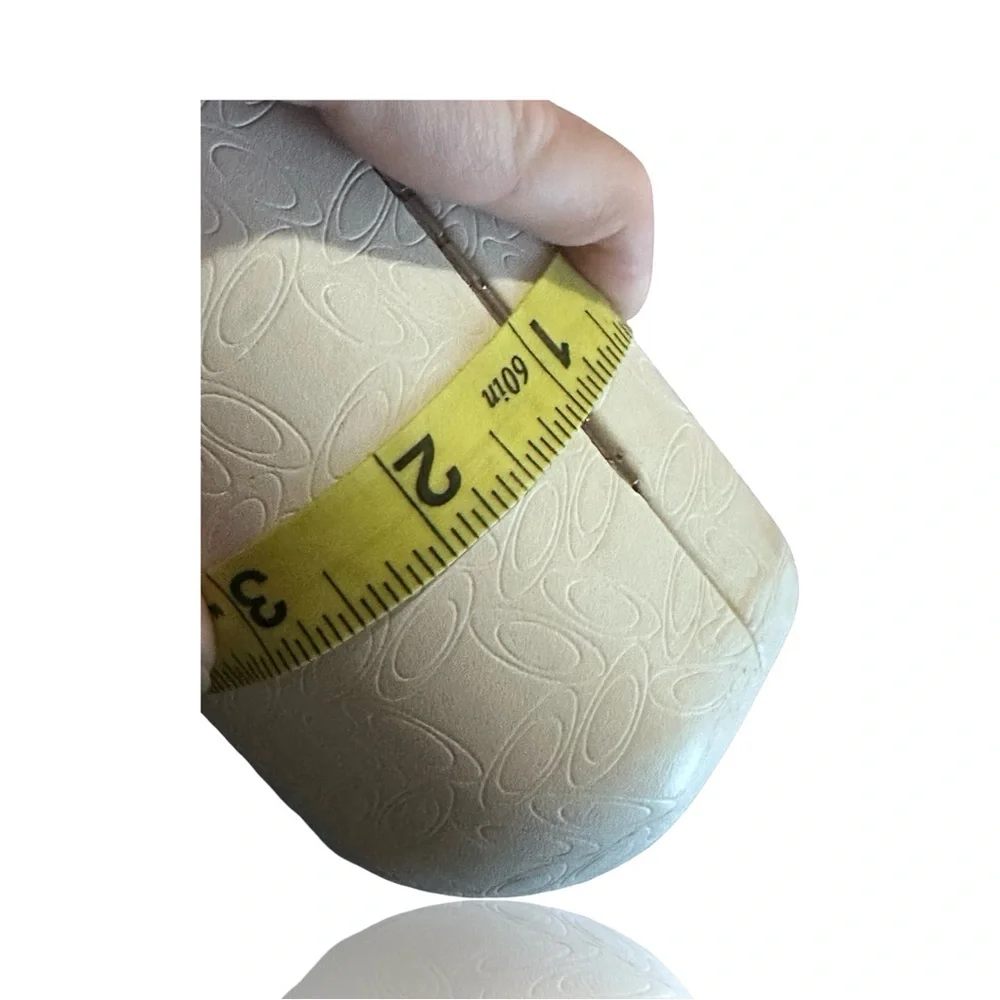 Oakley Cream Color Hardshell Glasses Case